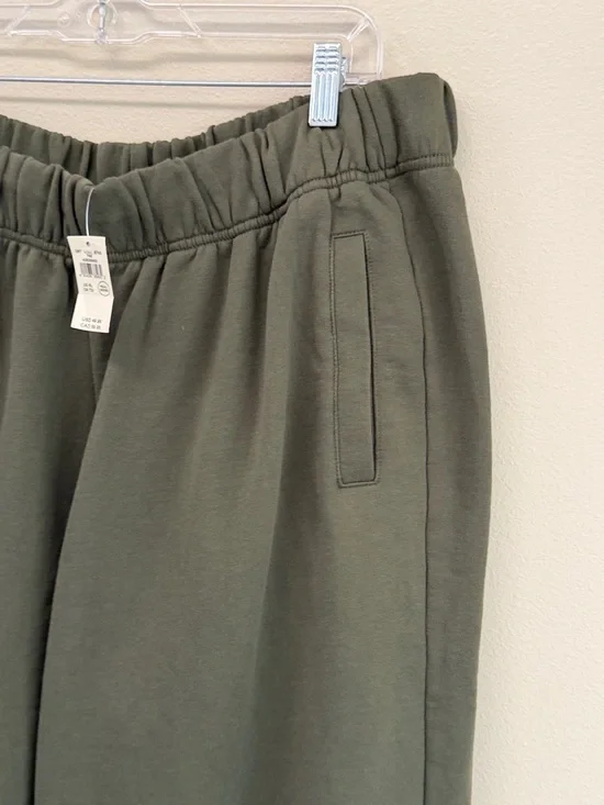 Aerie Green Sweatpants SzXL NWT - Picture 3 of 6